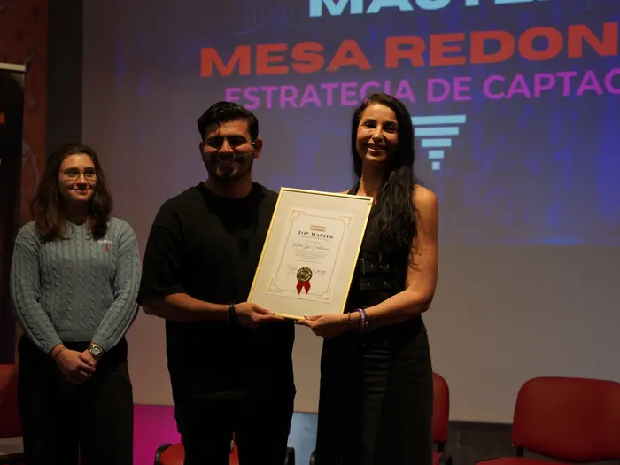Entrega individual de certificado Top Master